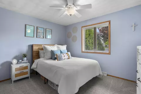 Bedroom - w5841 Easter Lily Drive, Appleton, WI 54915 photo 3 of 6