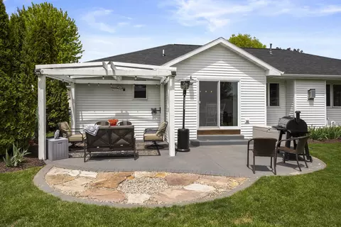 Exterior - w5841 Easter Lily Drive, Appleton, WI 54915 photo 4 of 9