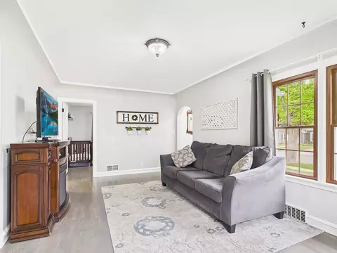 Living - 1607 N Erb St, Appleton, WI 54911 photo 1 of 1