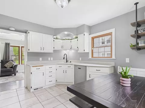 Kitchen - 1607 N Erb St, Appleton, WI 54911 photo 1 of 3