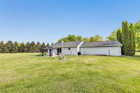 Exterior - 3687 Foxwoods Ln, Abrams, WI 54101 photo 2 of 3