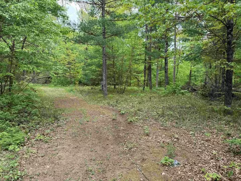 n1128 Sunrise Road, Keshena, WI 54135