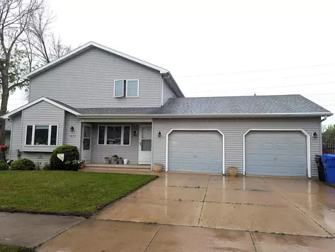 1420 Sylvan Ave, Appleton, WI 54915