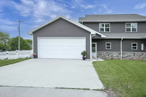 Exterior - n406 Marion Avenue, Appleton, WI 54915 photo 3 of 7