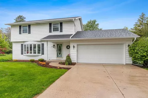 2433 Carleton Ave, Appleton, WI 54915