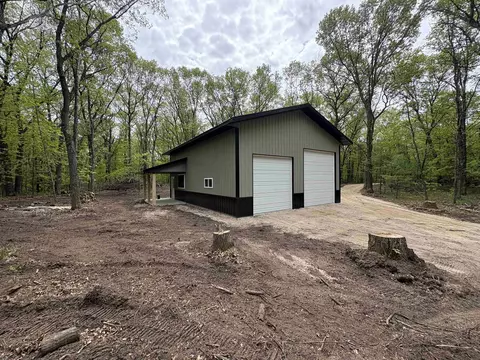 W4800 Lake Drive, Cecil, WI 54111