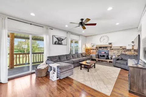 Living - 4600 Kamper Ln, Denmark, WI 54208 photo 2 of 3