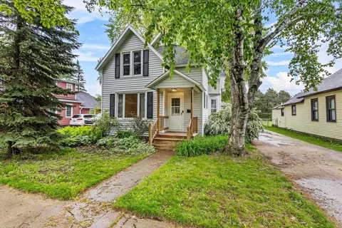 835 S Oakland Ave, Green Bay, WI 54304