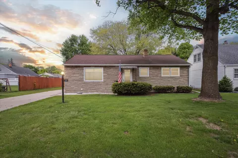 325 S Schaefer St, Appleton, WI 54915