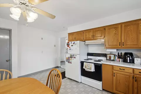 Kitchen - 325 S Schaefer St, Appleton, WI 54915 photo 4 of 5