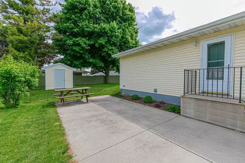 Exterior - 1139 W Hawes Ave, Appleton, WI 54914 photo 1 of 4