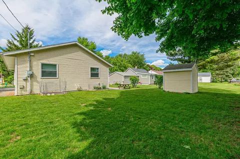 Exterior - 1139 W Hawes Ave, Appleton, WI 54914 photo 4 of 4