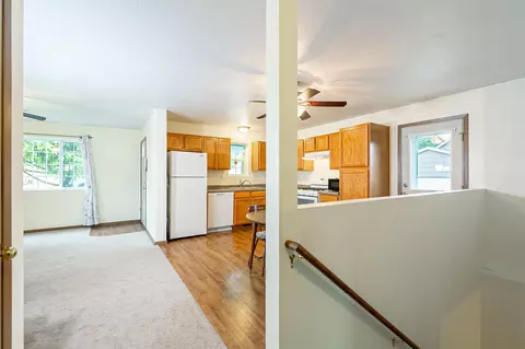 Entry Way - 1139 W Hawes Ave, Appleton, WI 54914 photo 1 of 2