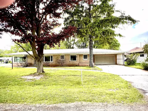 1331 N Green Grove Rd, Appleton, WI 54911