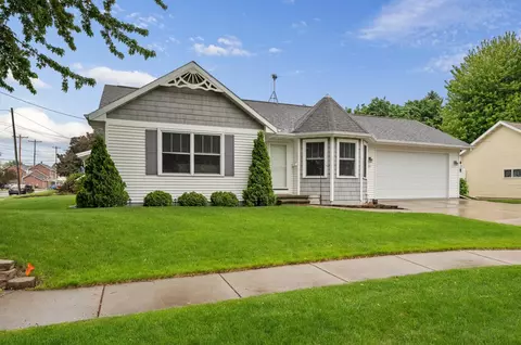 395 Foster St, Oshkosh, WI 54902