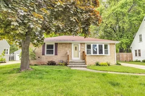 1945 Eastman Ave, Green Bay, WI 54302