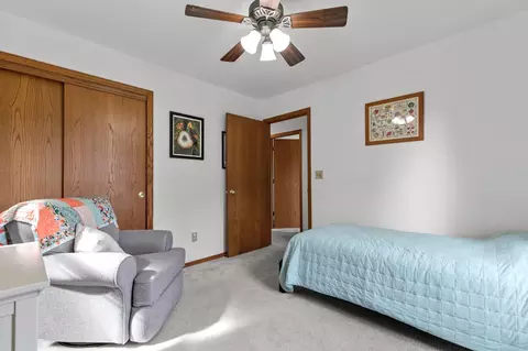 Bedroom - 725 E Scott St, Omro, WI 54963 photo 2 of 5