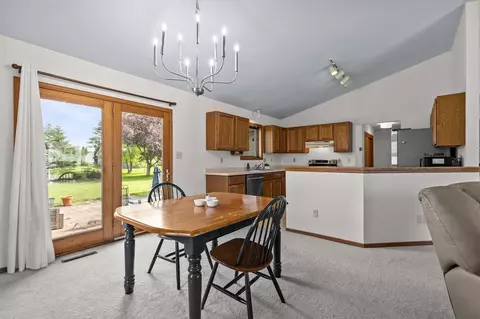 Dining - 725 E Scott St, Omro, WI 54963 photo 2 of 2