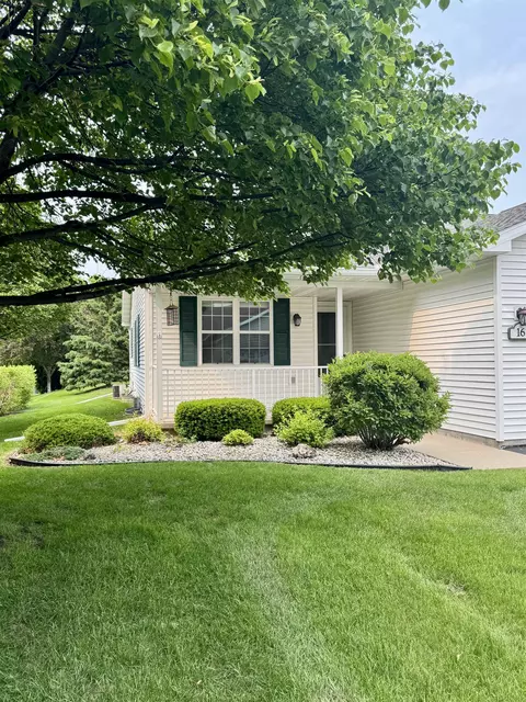 166 Southlake Cir, Fond Du Lac, WI 54935