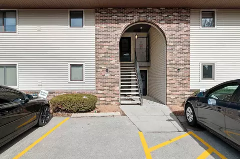 1745 Maricopa Dr #D, Oshkosh, WI 54904