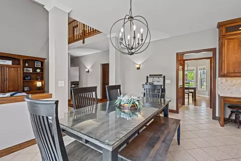 Dining - 212 E Castlebury Ln, Appleton, WI 54913 photo 1 of 4