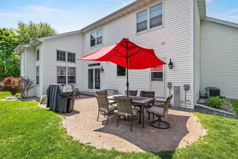 Exterior - 212 E Castlebury Ln, Appleton, WI 54913 photo 12 of 16