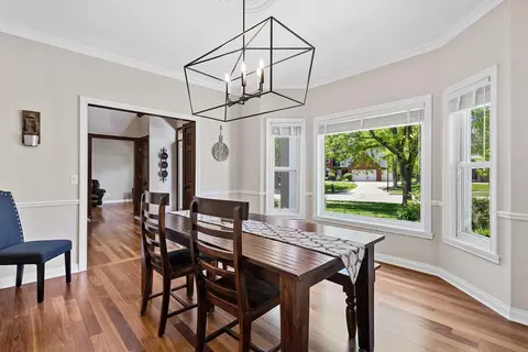 Dining - 212 E Castlebury Ln, Appleton, WI 54913 photo 2 of 4