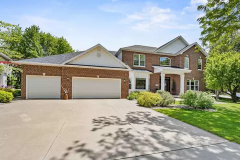Exterior - 212 E Castlebury Ln, Appleton, WI 54913 photo 16 of 16