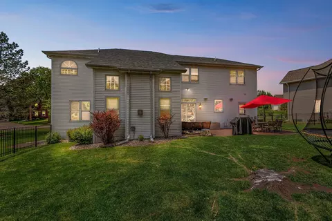 Exterior - 212 E Castlebury Ln, Appleton, WI 54913 photo 11 of 16