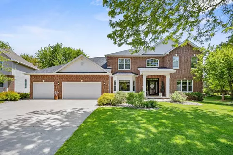 212 E Castlebury Ln, Appleton, WI 54913
