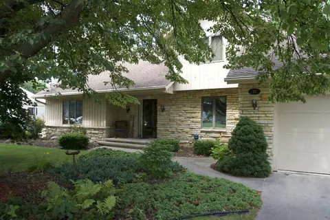 16 Greves Ct, Appleton, WI 54914 photo 3