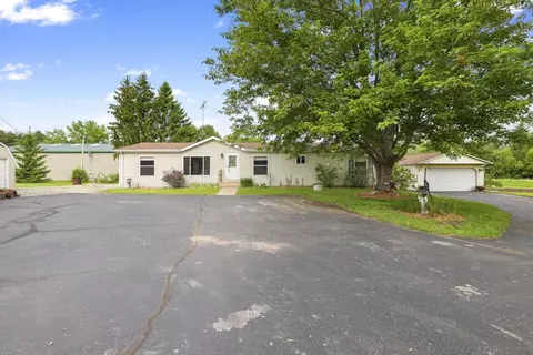 n3293 12 Corners Road, Appleton, WI 54913