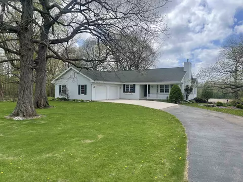 n6015 Moehn Road, Hilbert, WI 54129