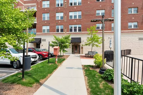 118 S Washington St #231A, Green Bay, WI 54301