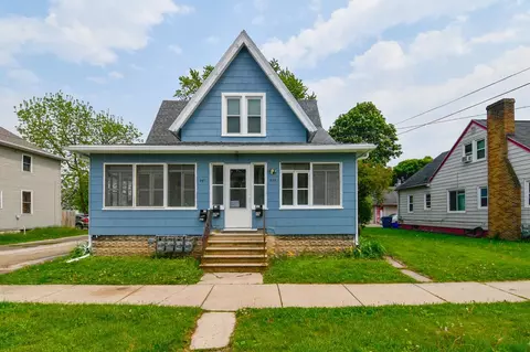 221 S Clay St, Green Bay, WI 54301