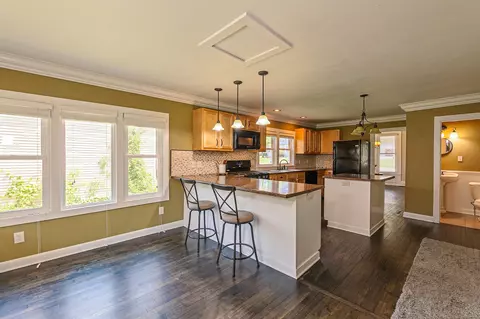 137 E Scott St, Omro, WI 54963 photo 11