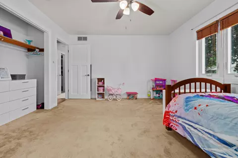 Bedroom - 3540 N Mason St, Appleton, WI 54914 photo 2 of 5