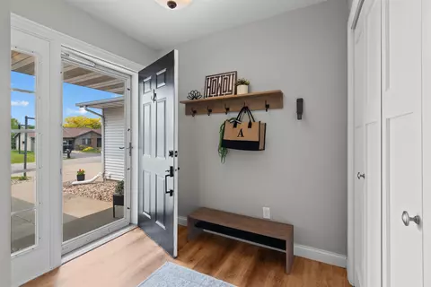 Entry Way - 3540 N Mason St, Appleton, WI 54914 photo 1 of 1