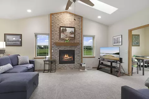 Living - 115 Community Dr, Fall River, WI 53932 photo 3 of 4