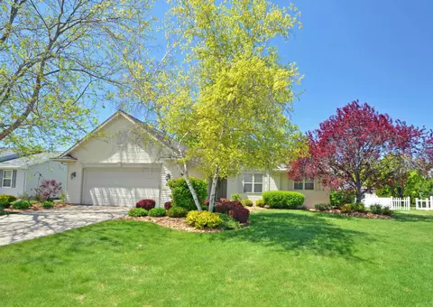 614 Wingate St, Green Bay, WI 54311