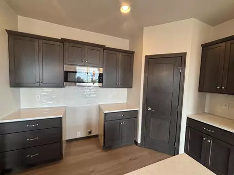 Kitchen - 1324 S Jade Dr, Appleton, WI 54915 photo 1 of 3
