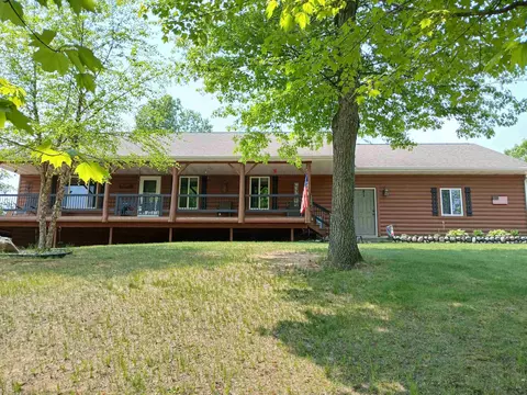n9827 Abbey Road, Crivitz, WI 54114