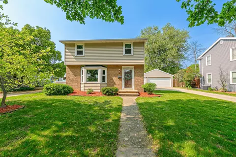 1130 W Parkway Blvd, Appleton, WI 54914
