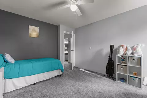 Bedroom - 206 Royal Ct #12, Appleton, WI 54915 photo 6 of 6