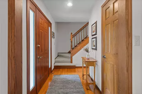 Entry Way - 2521 E Inglewood Pl, Appleton, WI 54915 photo 4 of 4