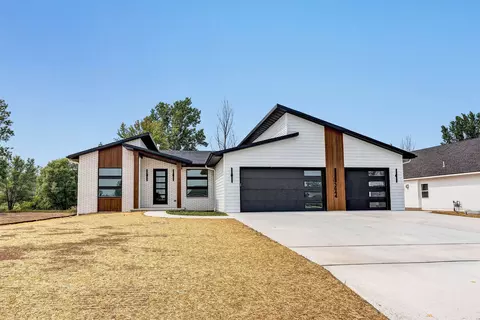 3644 W Hank Ave, De Pere, WI 54115