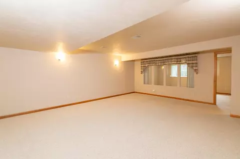5545 W Brookview Dr, Appleton, WI 54913 photo 23
