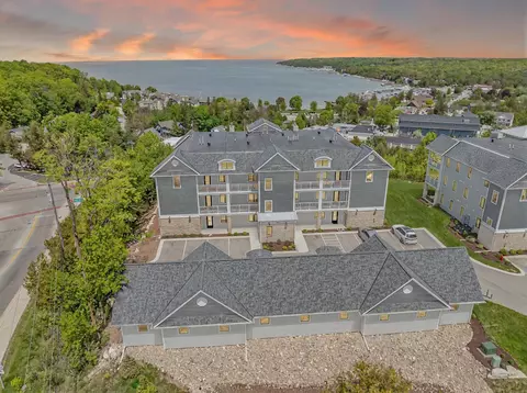 10609 Shore View Pl #102, Sister Bay, WI 54234