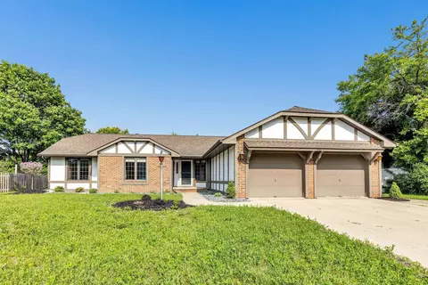 710 Eau Pleine Ct, De Pere, WI 54115