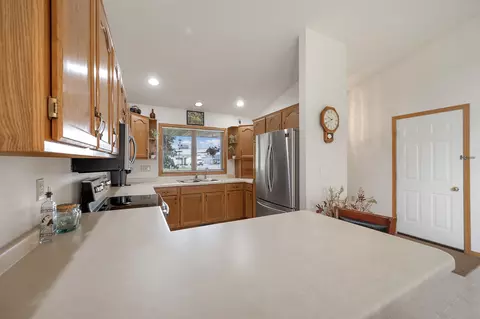 Entry Way - 974 Broadway St, Wrightstown, WI 54180 photo 5 of 6